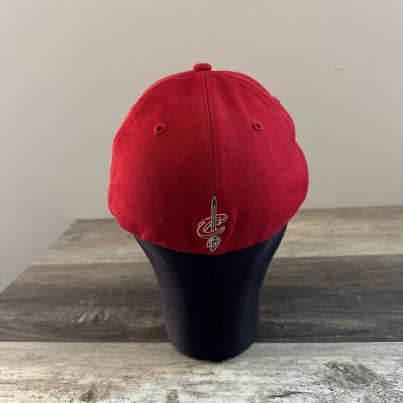 Vintage‎ Red Nike Red NBA Cleveland Cavaliers Spell Out Swoosh Hat 2000s Y2K M - Picture 5 of 7